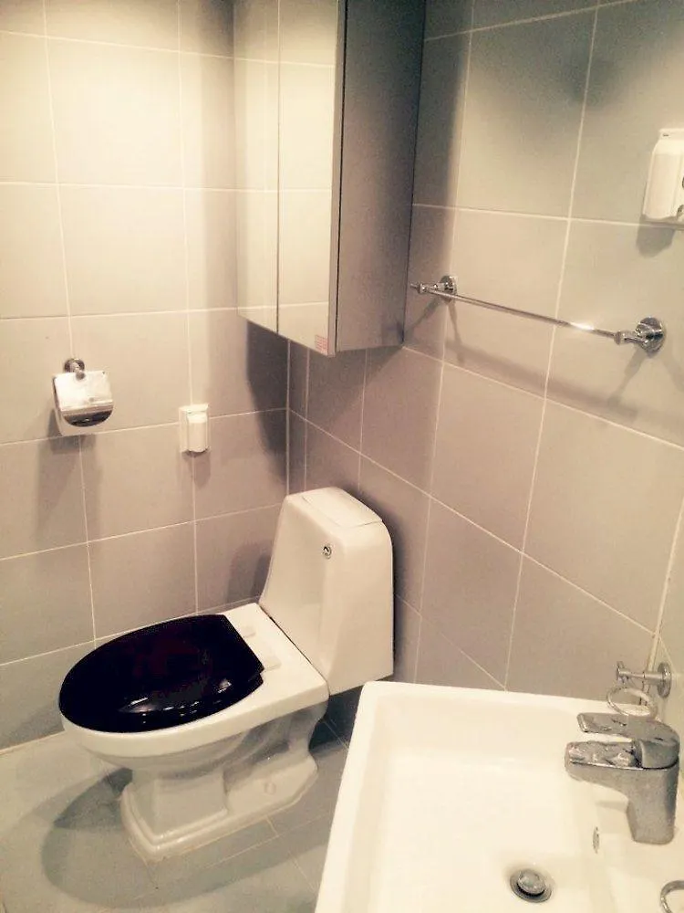 Xeromine Guesthouse Itaewon Seoul 2*,  South Korea